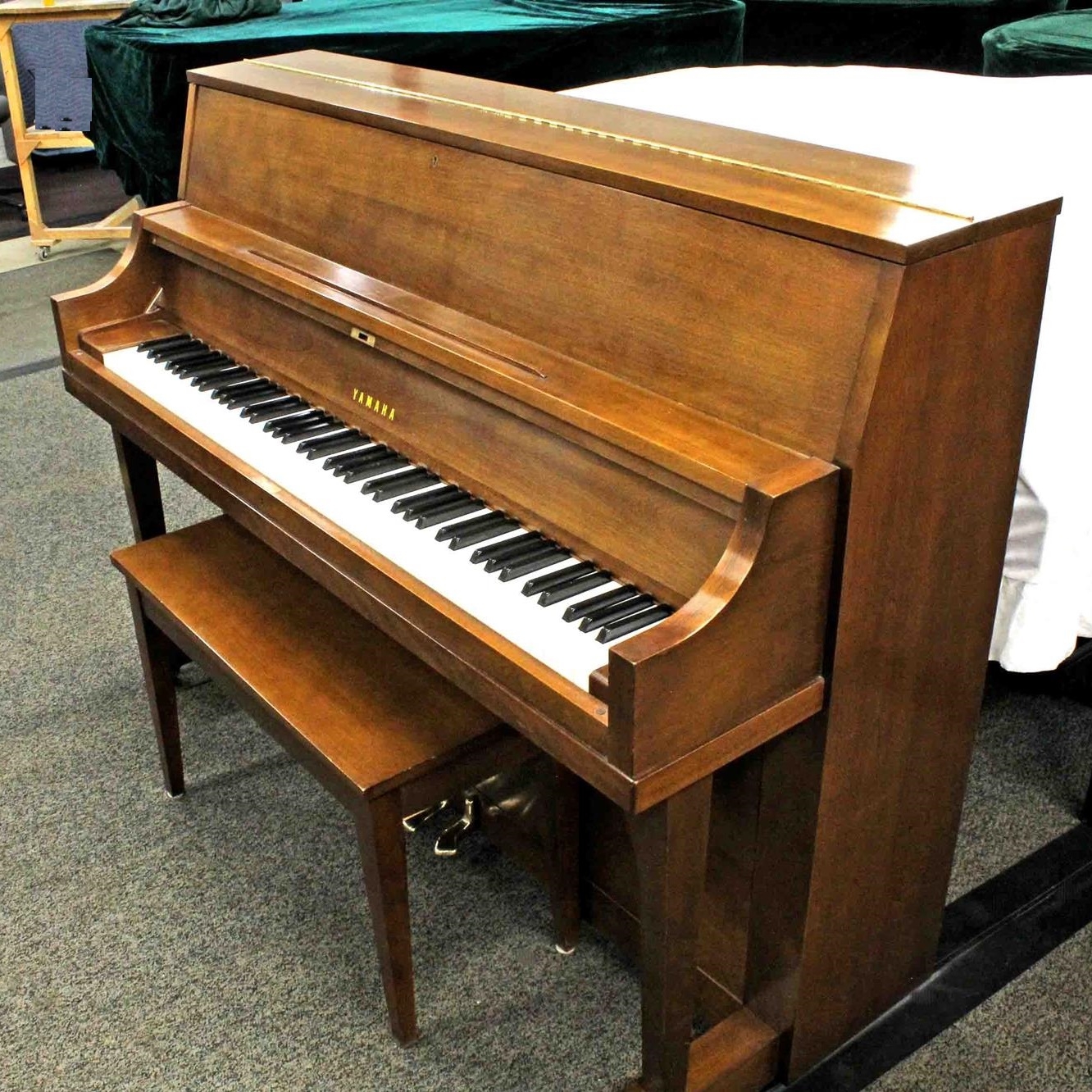 Yamaha Walnut Studio Piano Used Pianos For Sale Michigan Large